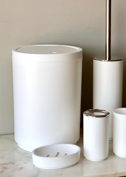 Chalk White Bathroom Set