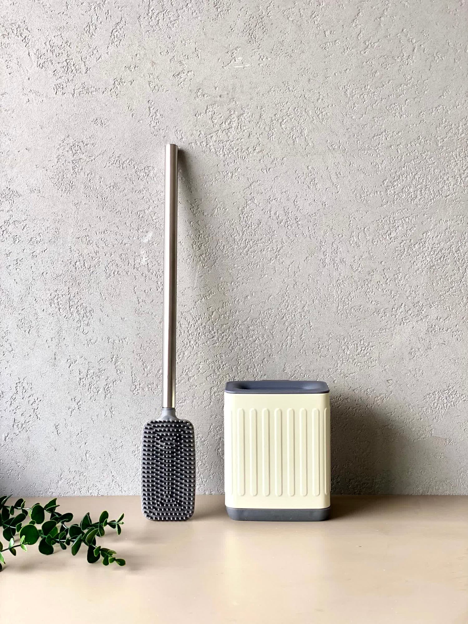 Vero Toilet Brush - Ivory