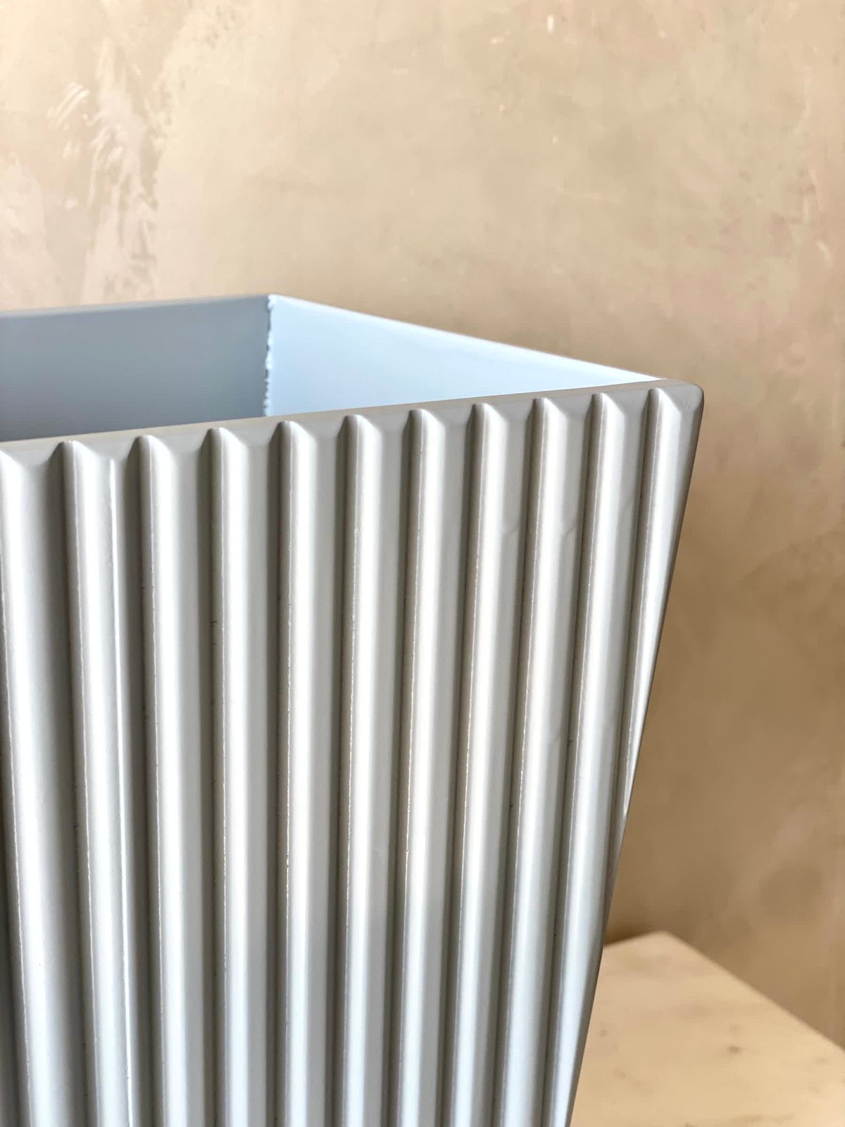 Imperium Fluted Dustbin - Grey