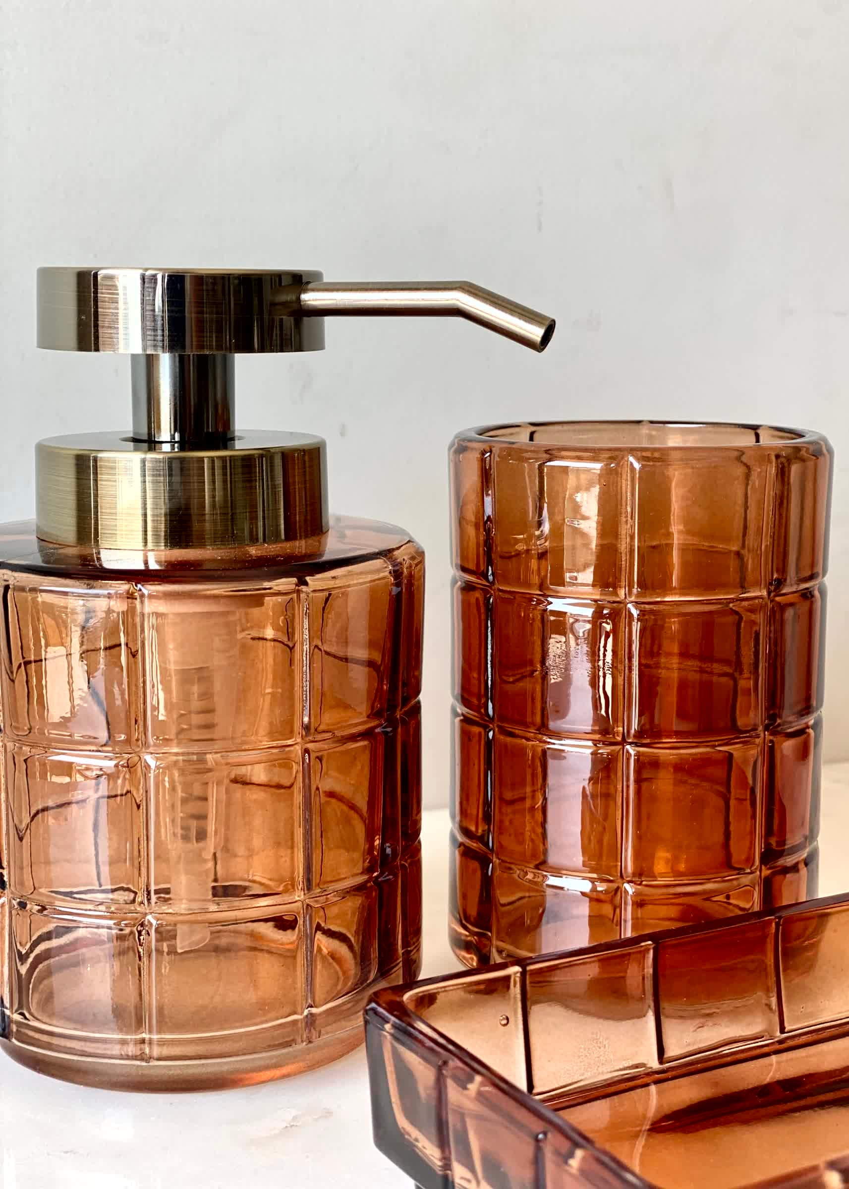 Cube Bathroom Set – Amber (Set of 3)