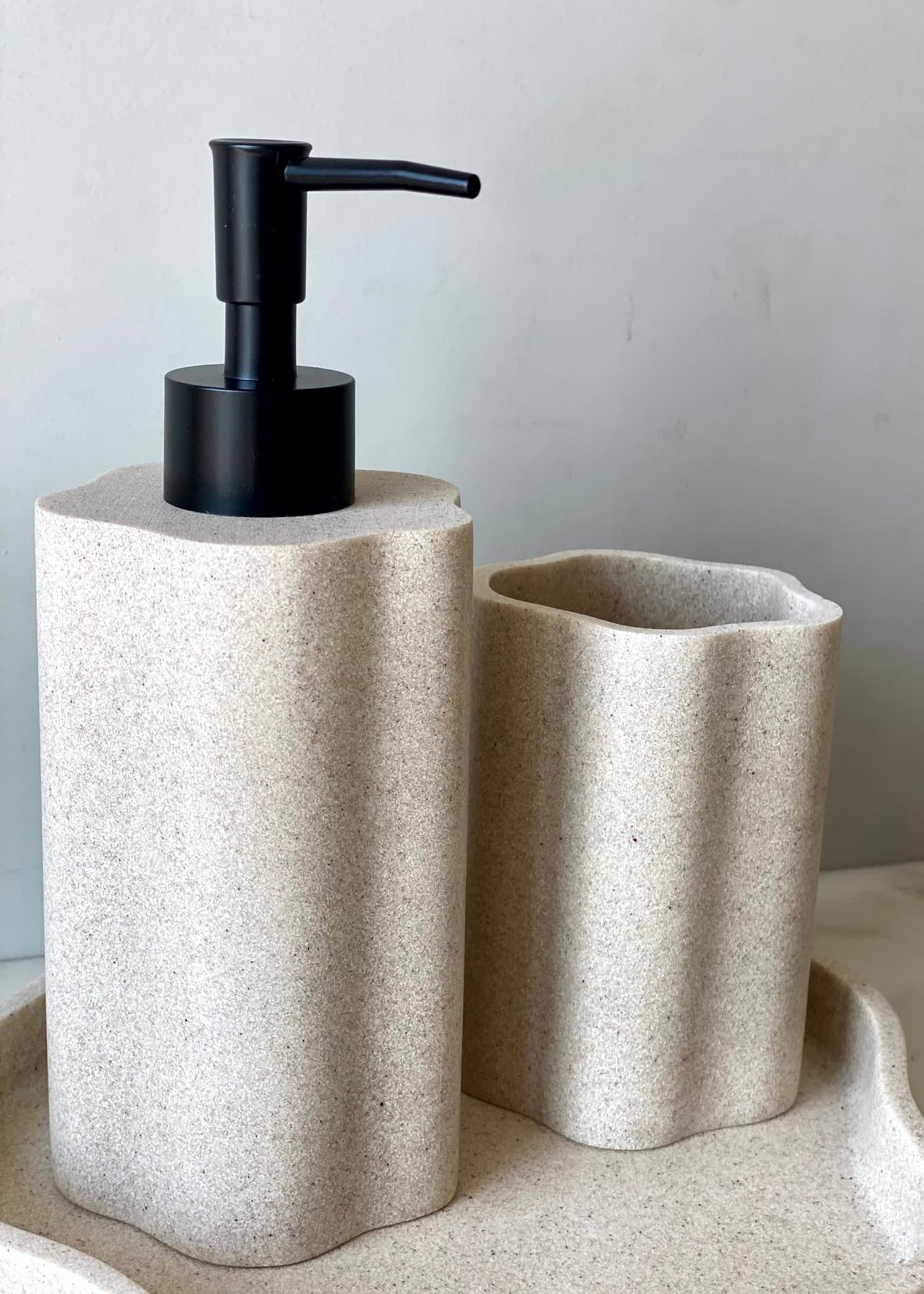 Dune Bathroom Set – (Set of 3)