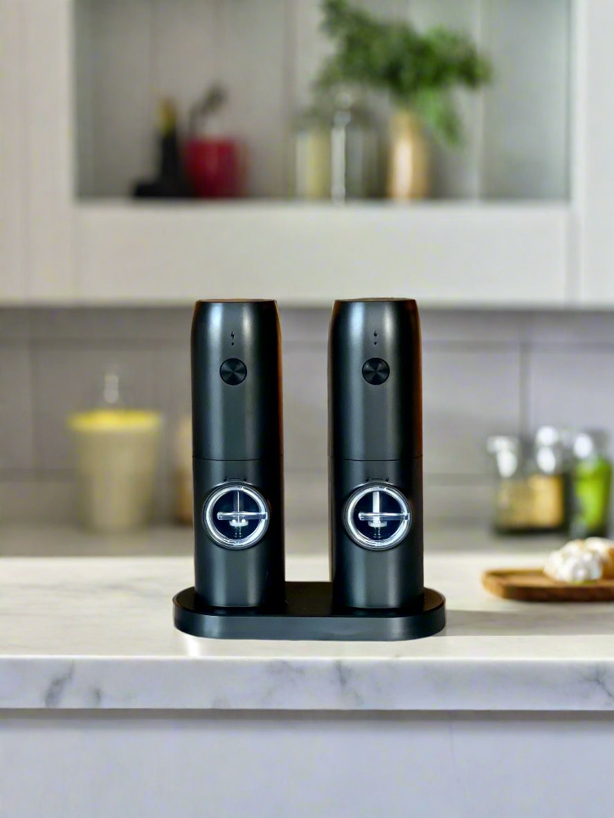 Electric Salt &amp; Pepper Grinder Set