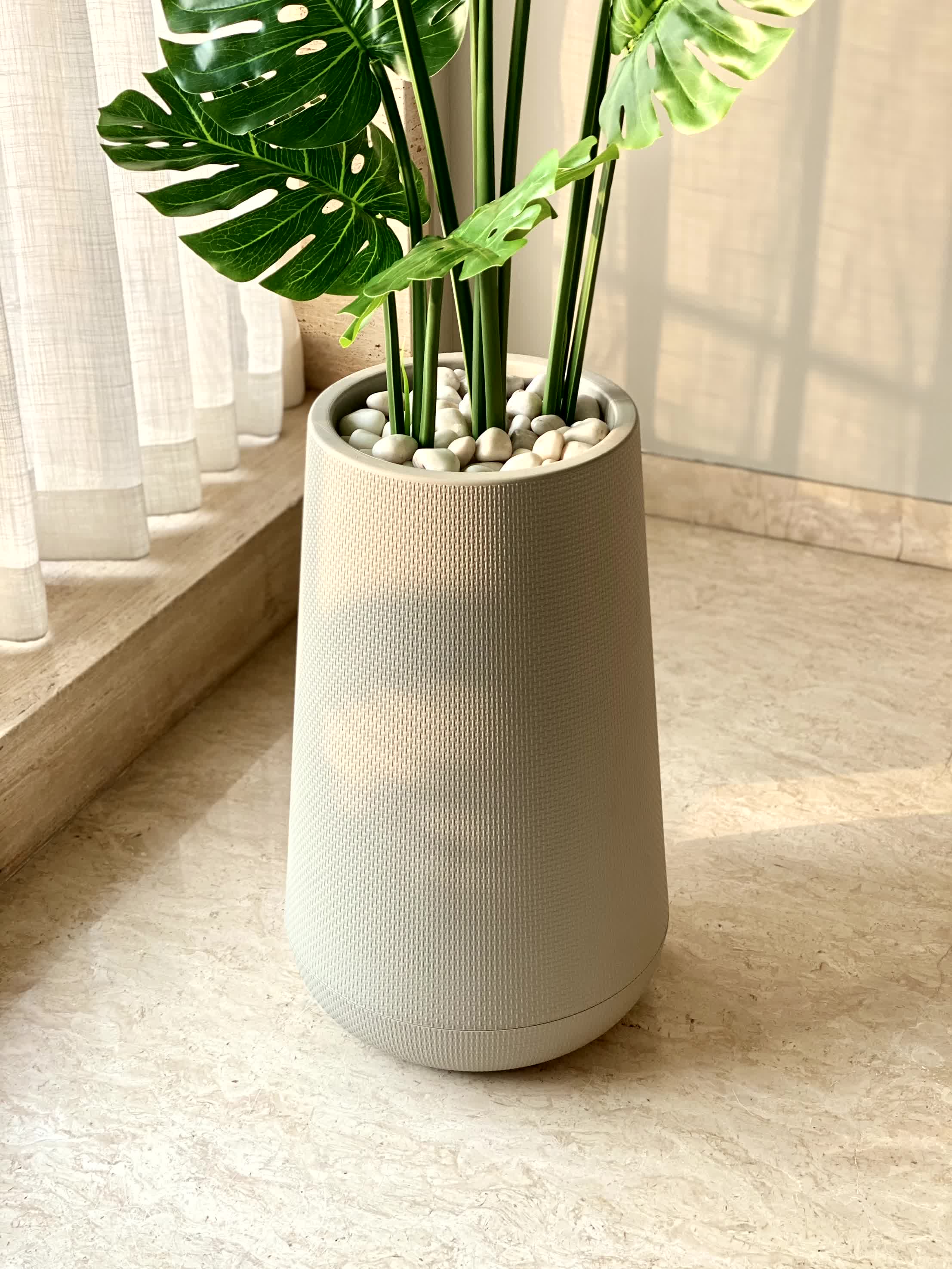 Terra Essence Planter