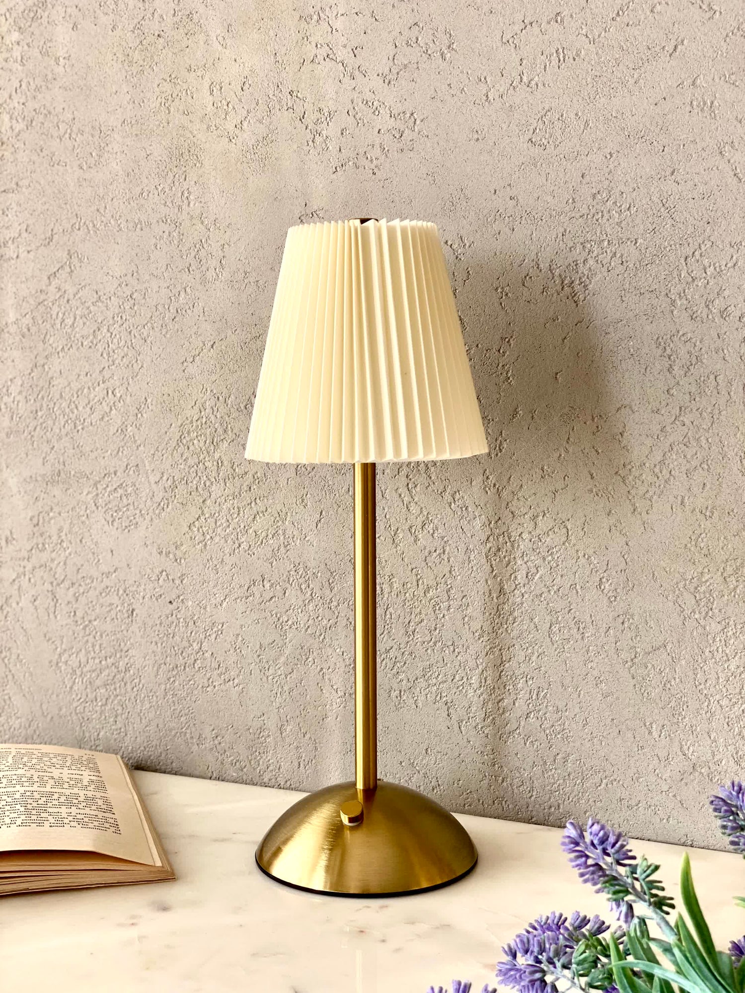 Piccolo Table Lamp