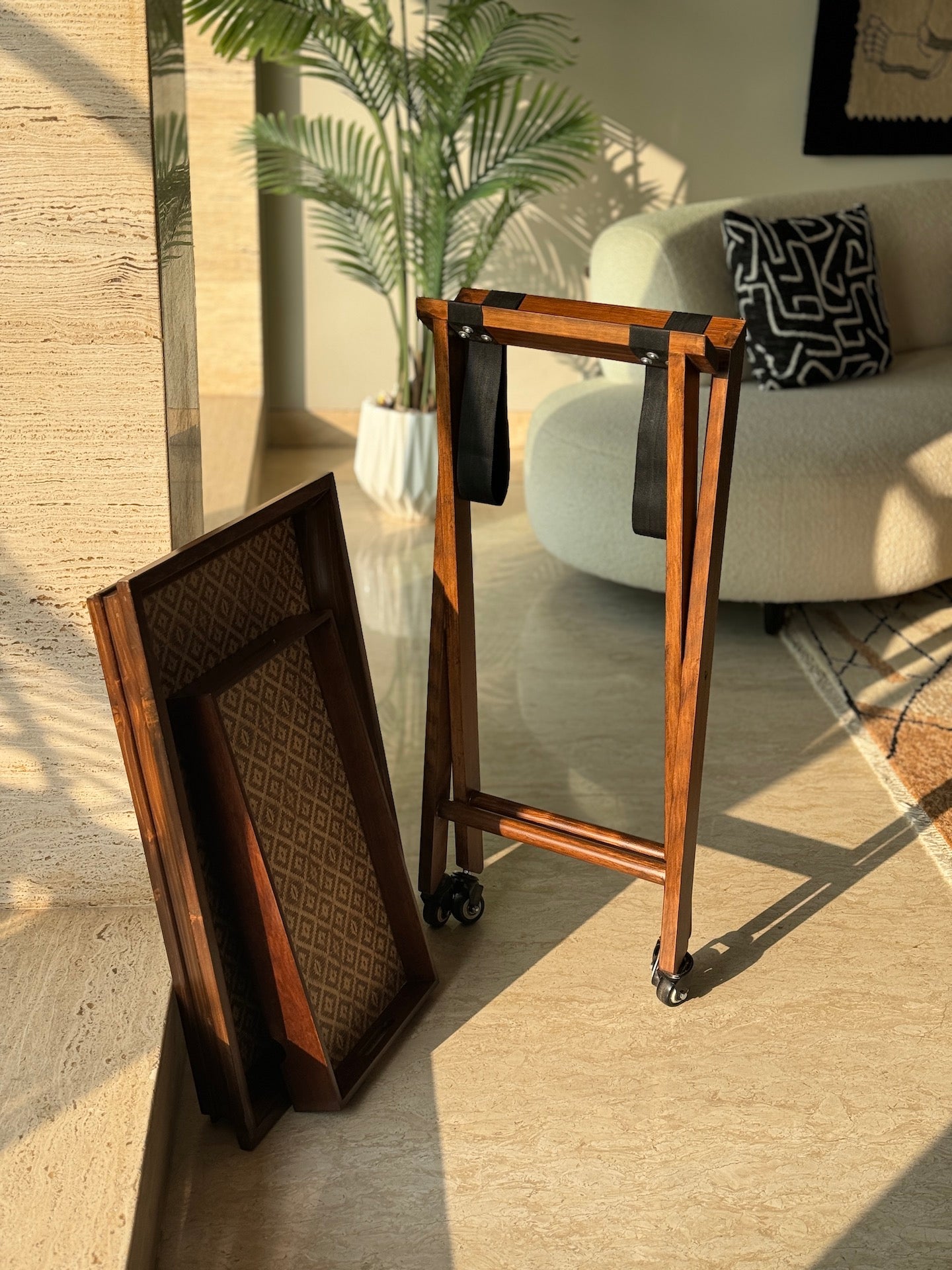 Mirage Brown Cane Handle Trolley