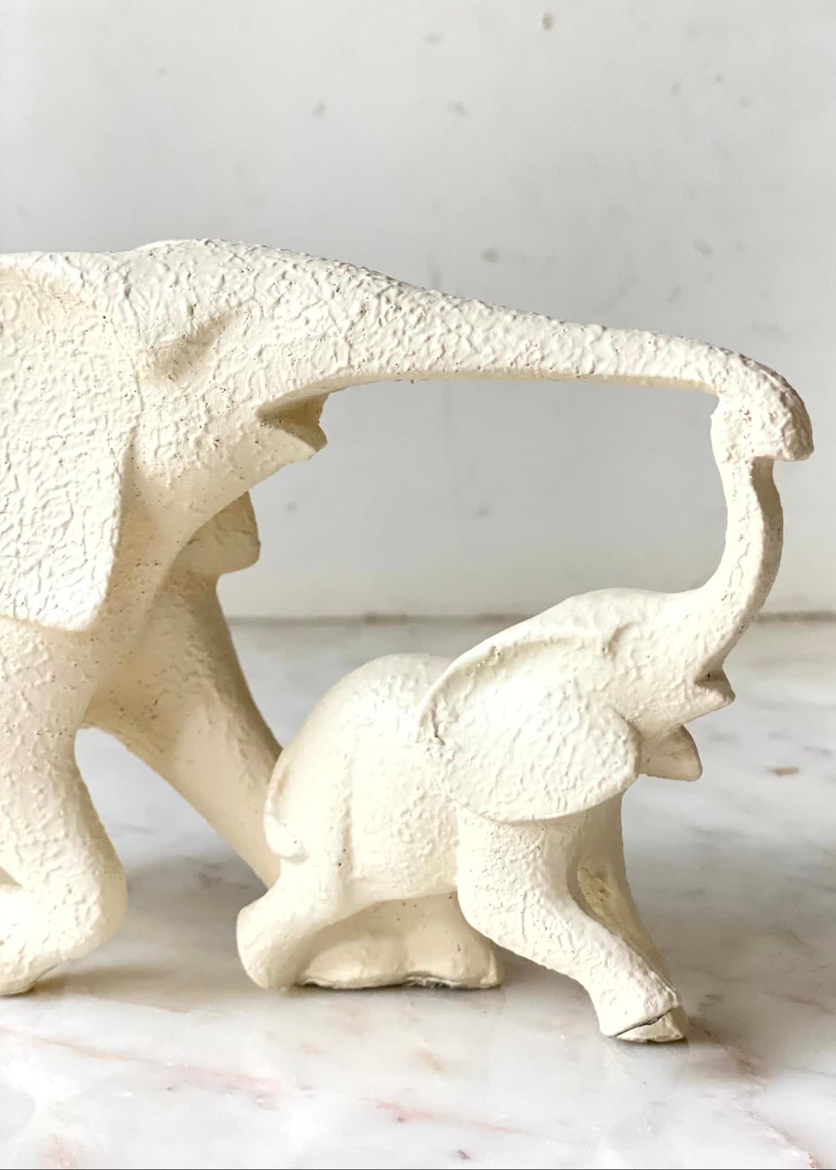 Aira Ivory Elephant Duo Accent