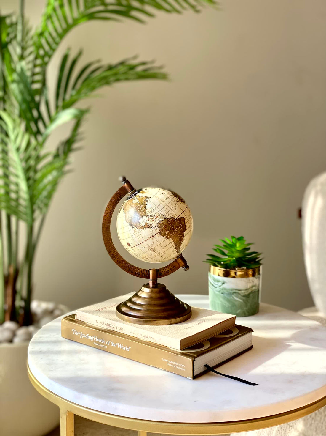 Darwin Globe - Beige &amp; Antique Brown