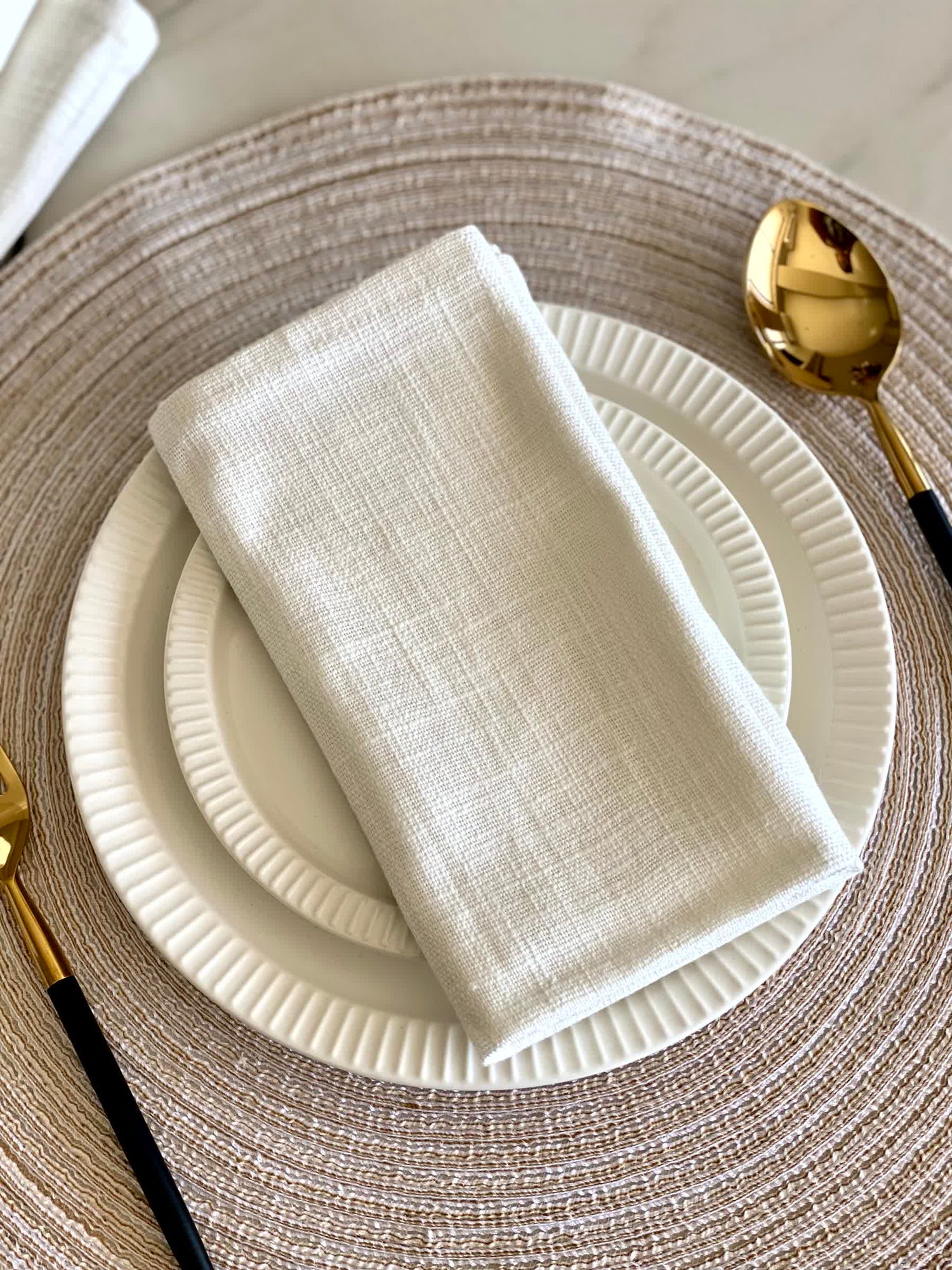 White Table Napkins (Set of 6)