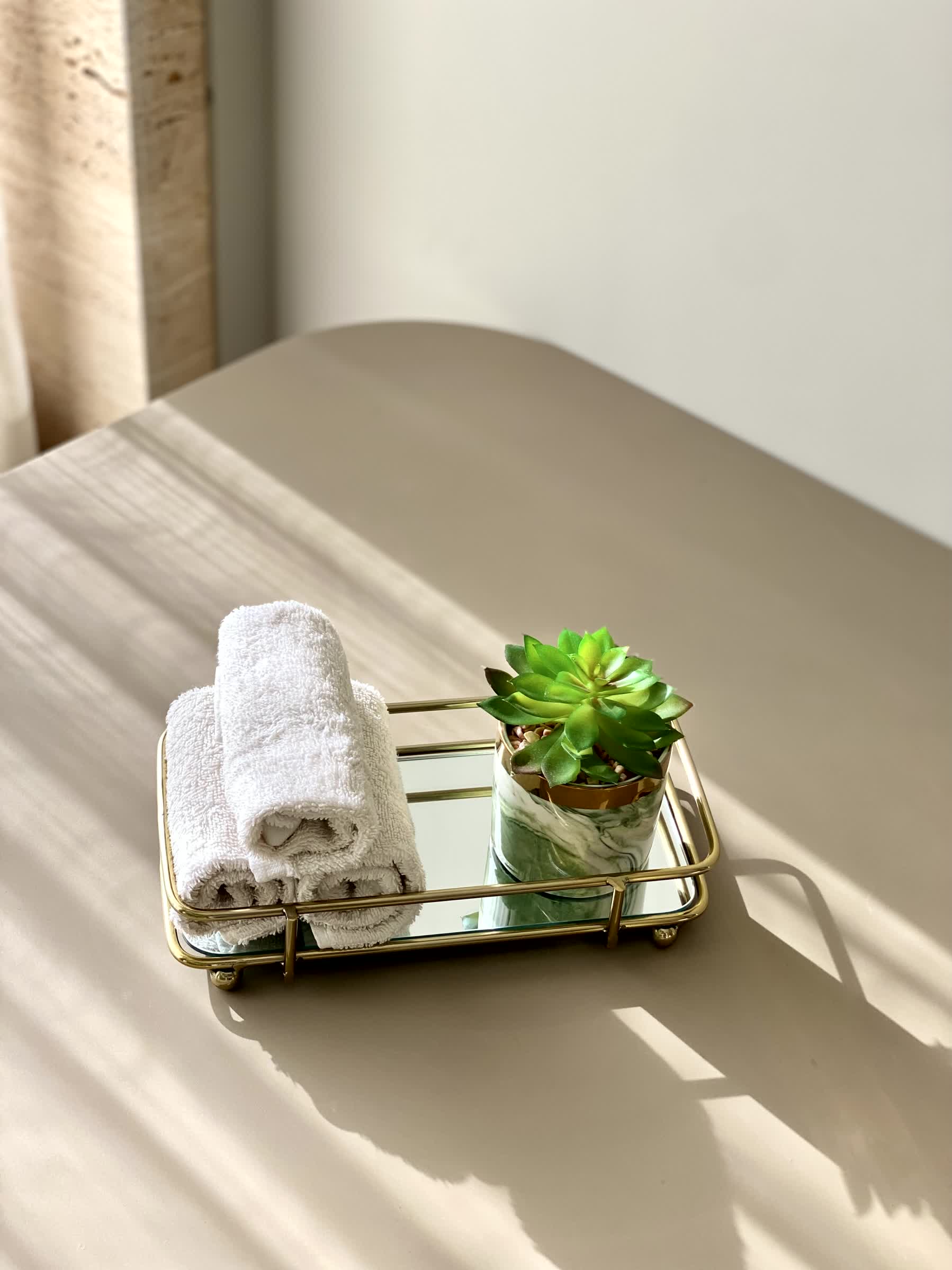 Milan Napkin Mirror Tray - Gold