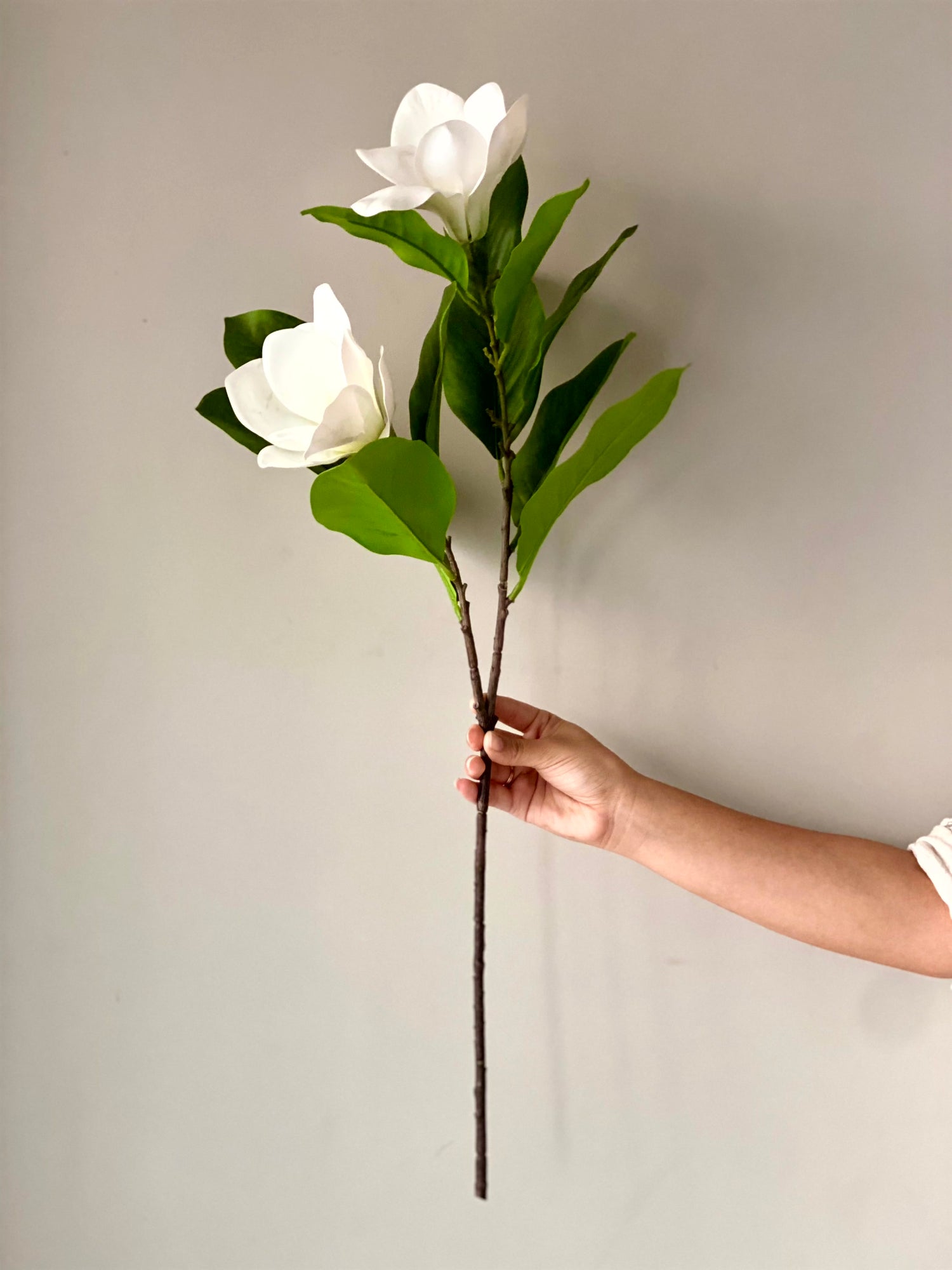 Artificial Magnolia Silk Flower Stem (One Stem)