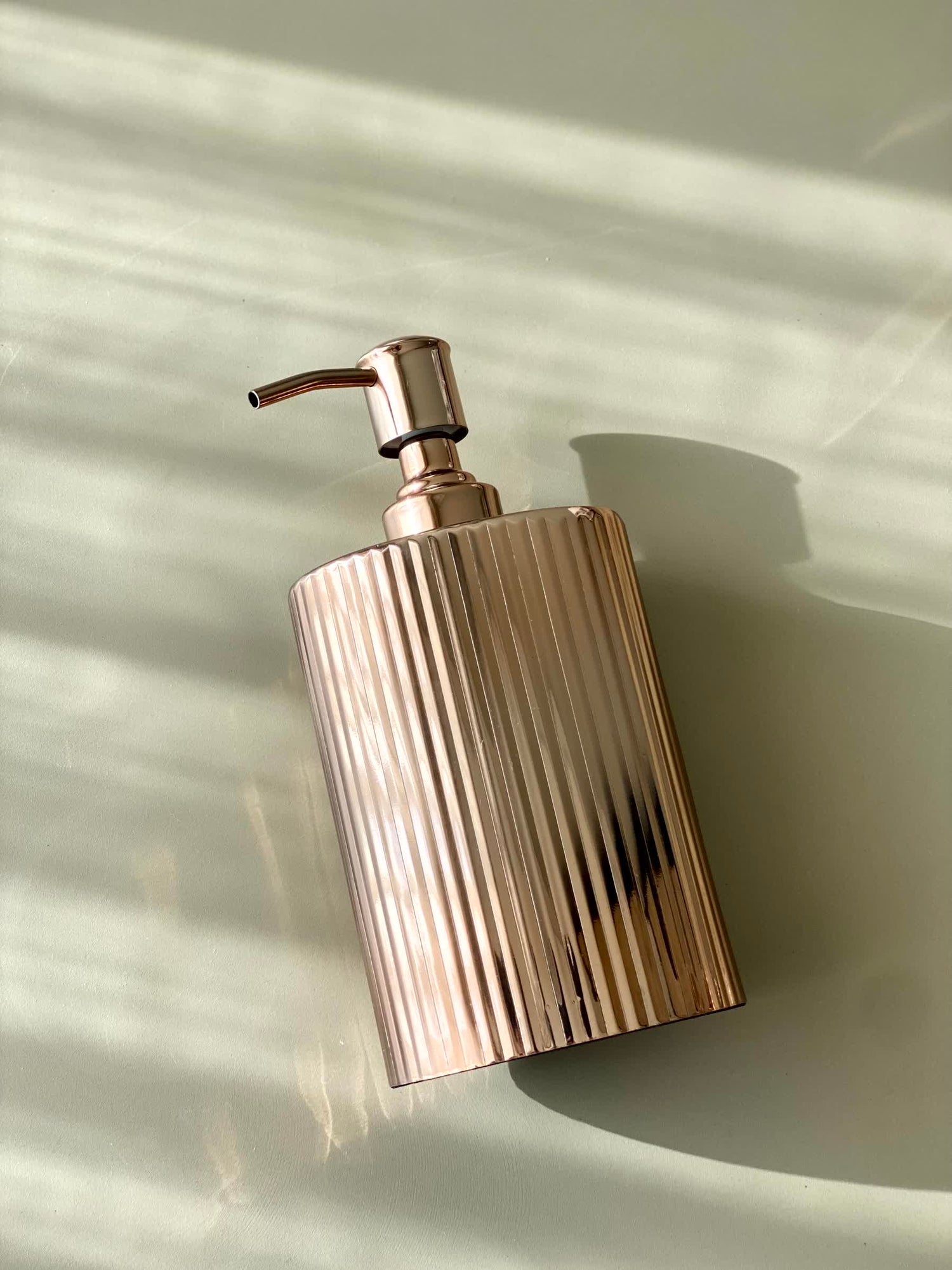 Safi Fluted Dispenser - Rose Gold