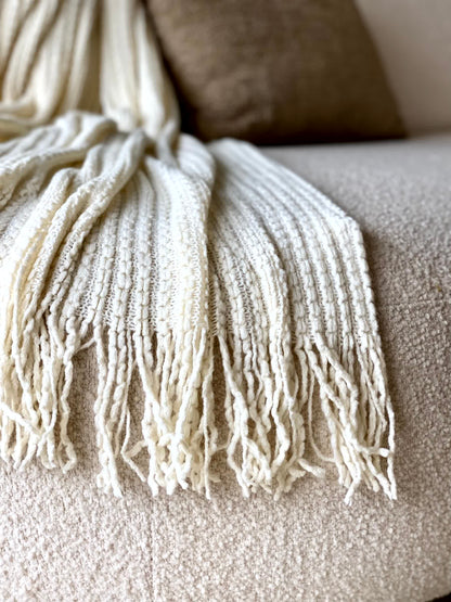 Knitted Cable Throw - Ivory