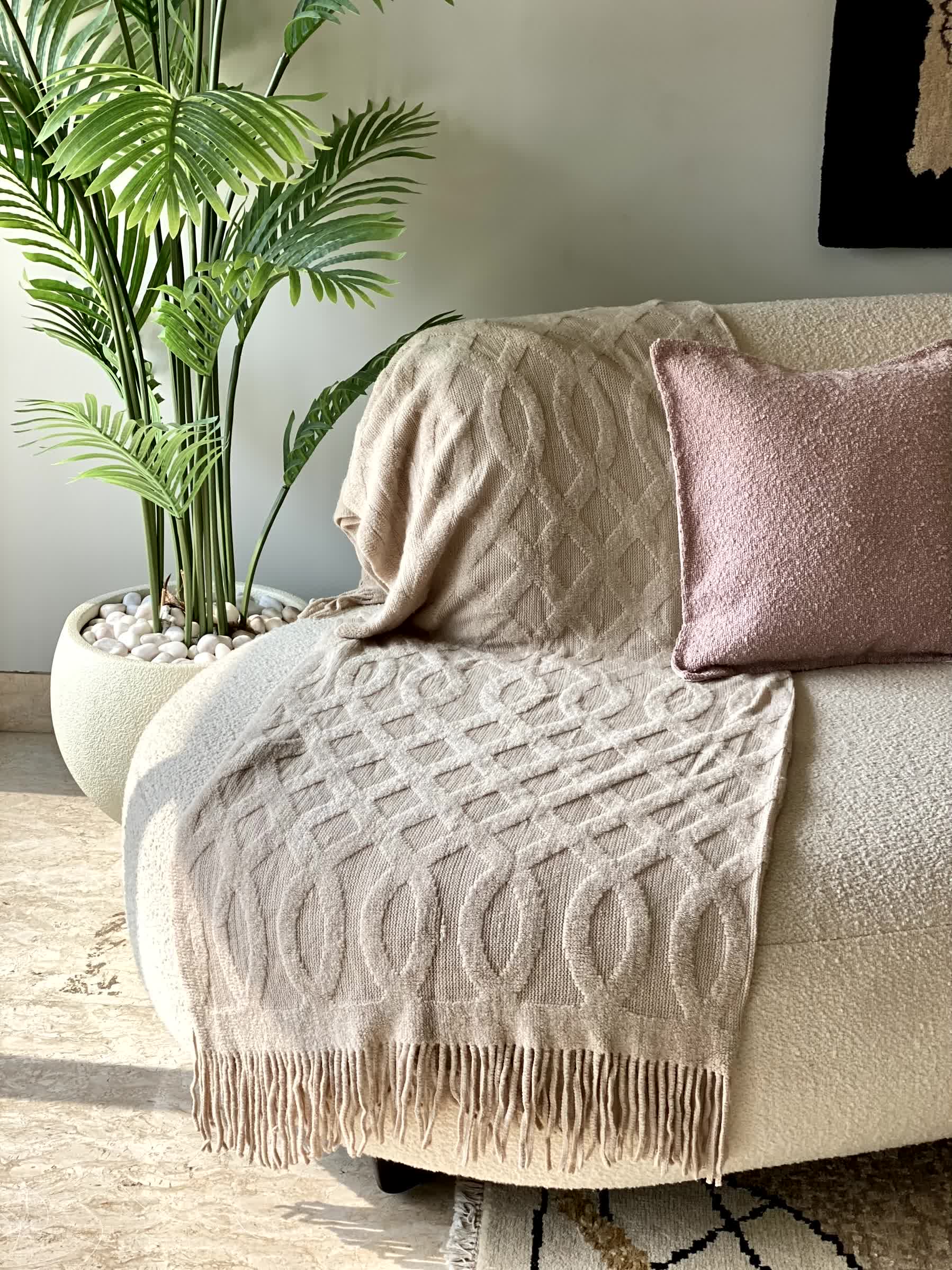 Knitted Throw - Beige