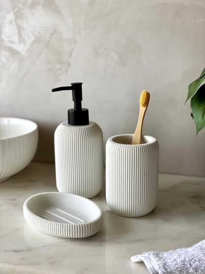 Nue Bathroom Set - (Set of 3)