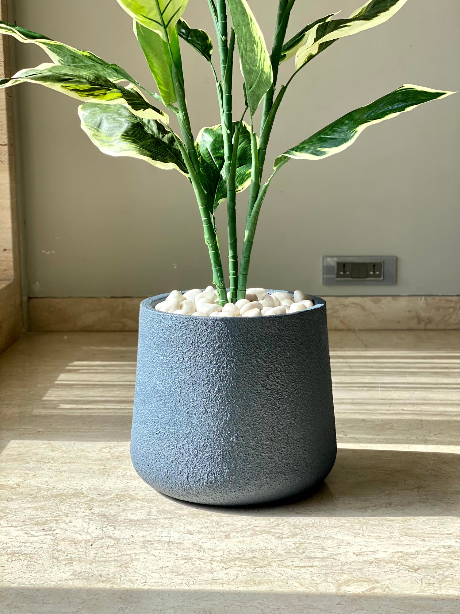 Aalto Planter - Dark grey