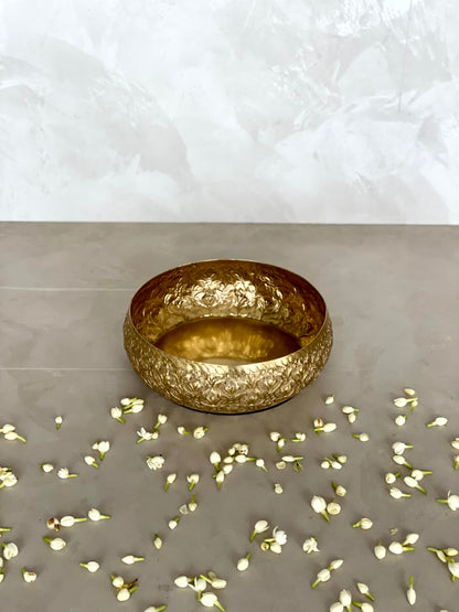 Noor Gold Urli - Medium