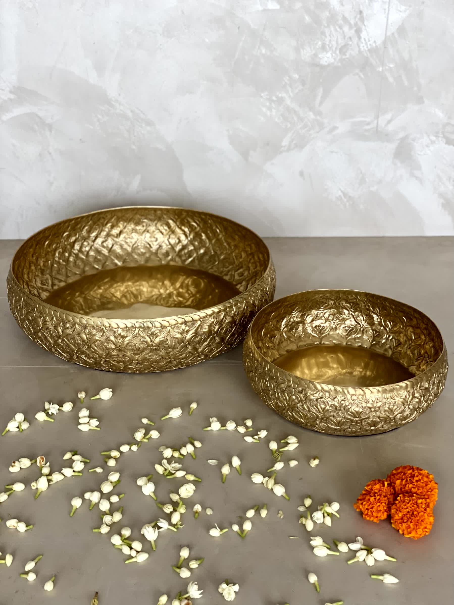 Noor Gold Urli - Large