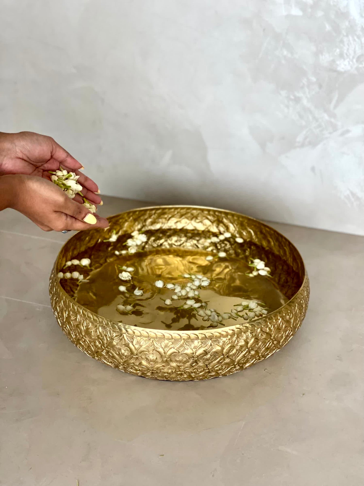 Noor Gold Urli - Large