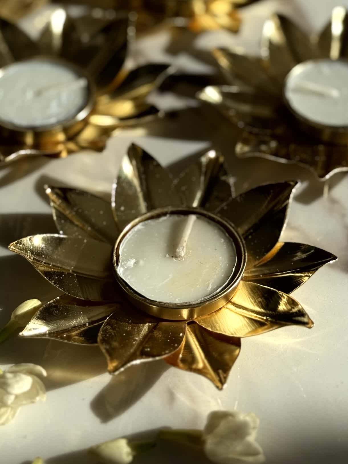 Festive Sunblossom Votive - Set of 4