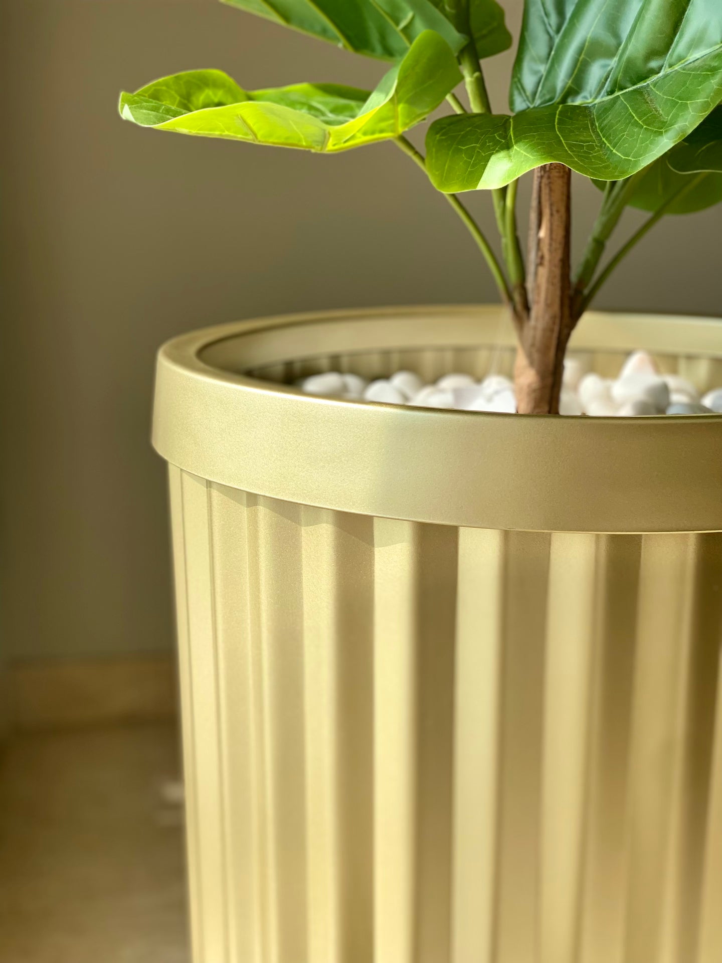 Grove Metallic Gold Planter - Large