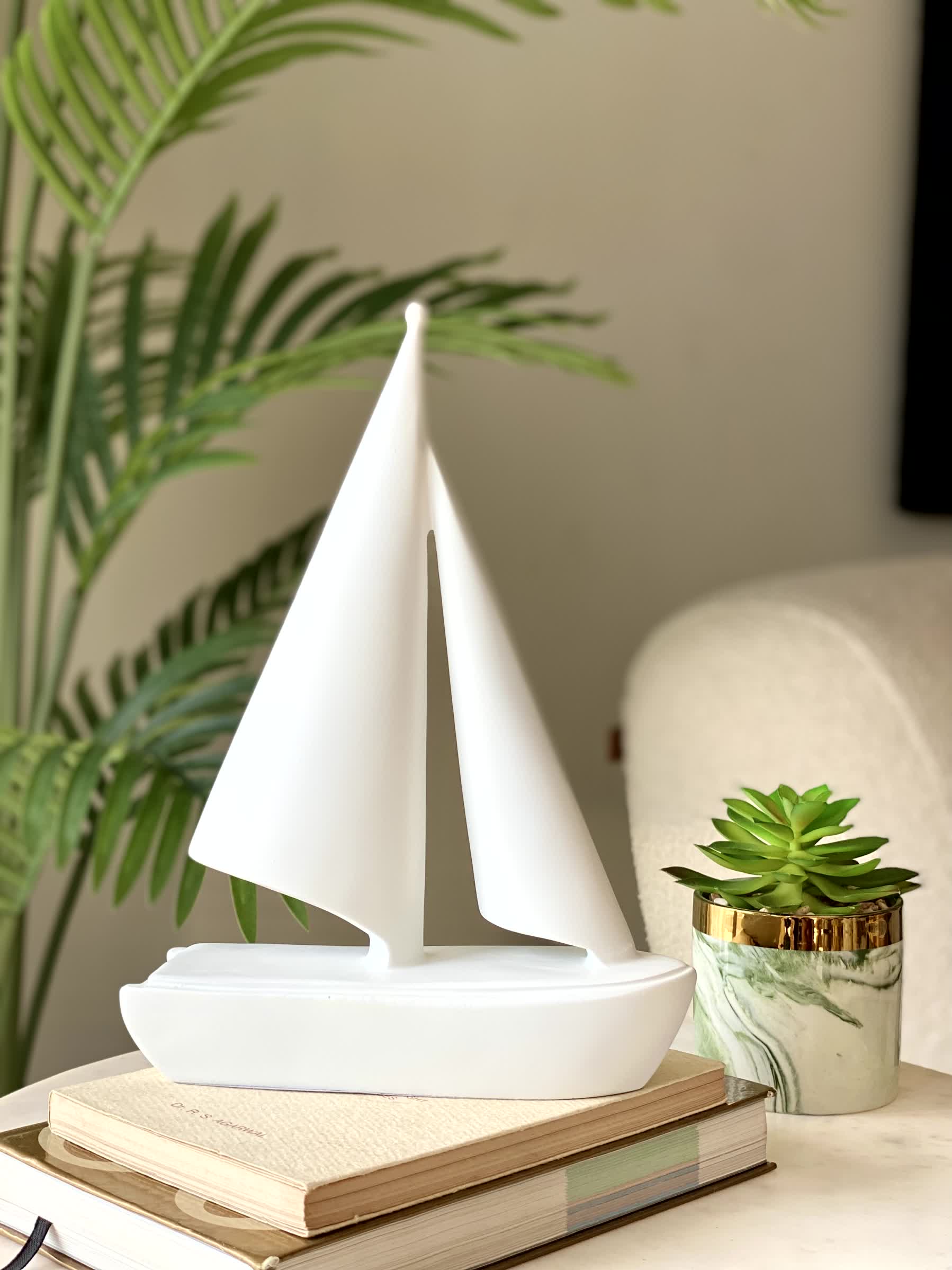 Boat Artefact - White