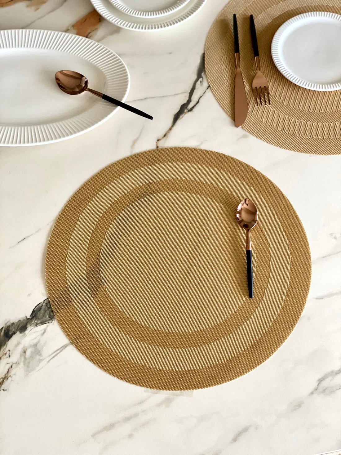 Textured Circular Table Mats - Gold (Set of 6)