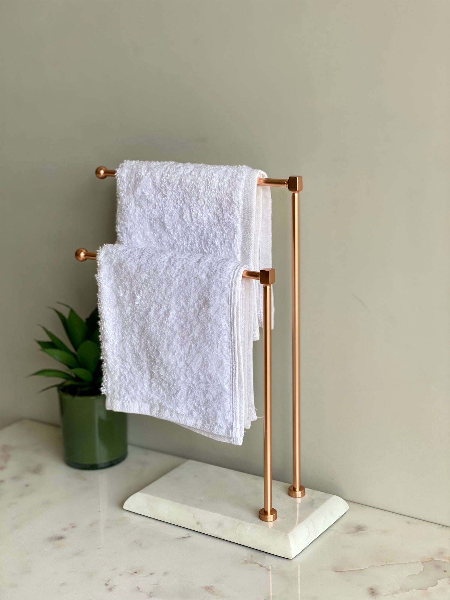 Melrose Hand Towel Stand White Rose gold – Mason Home