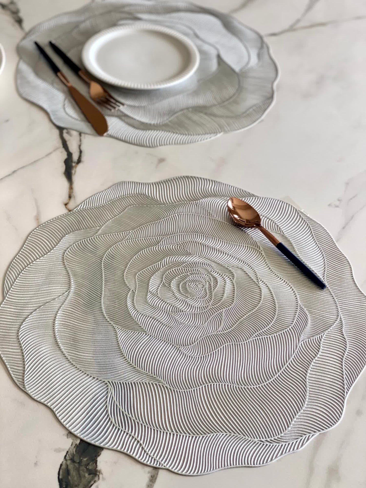 Rose Table Mats - Silver (Set of 6)