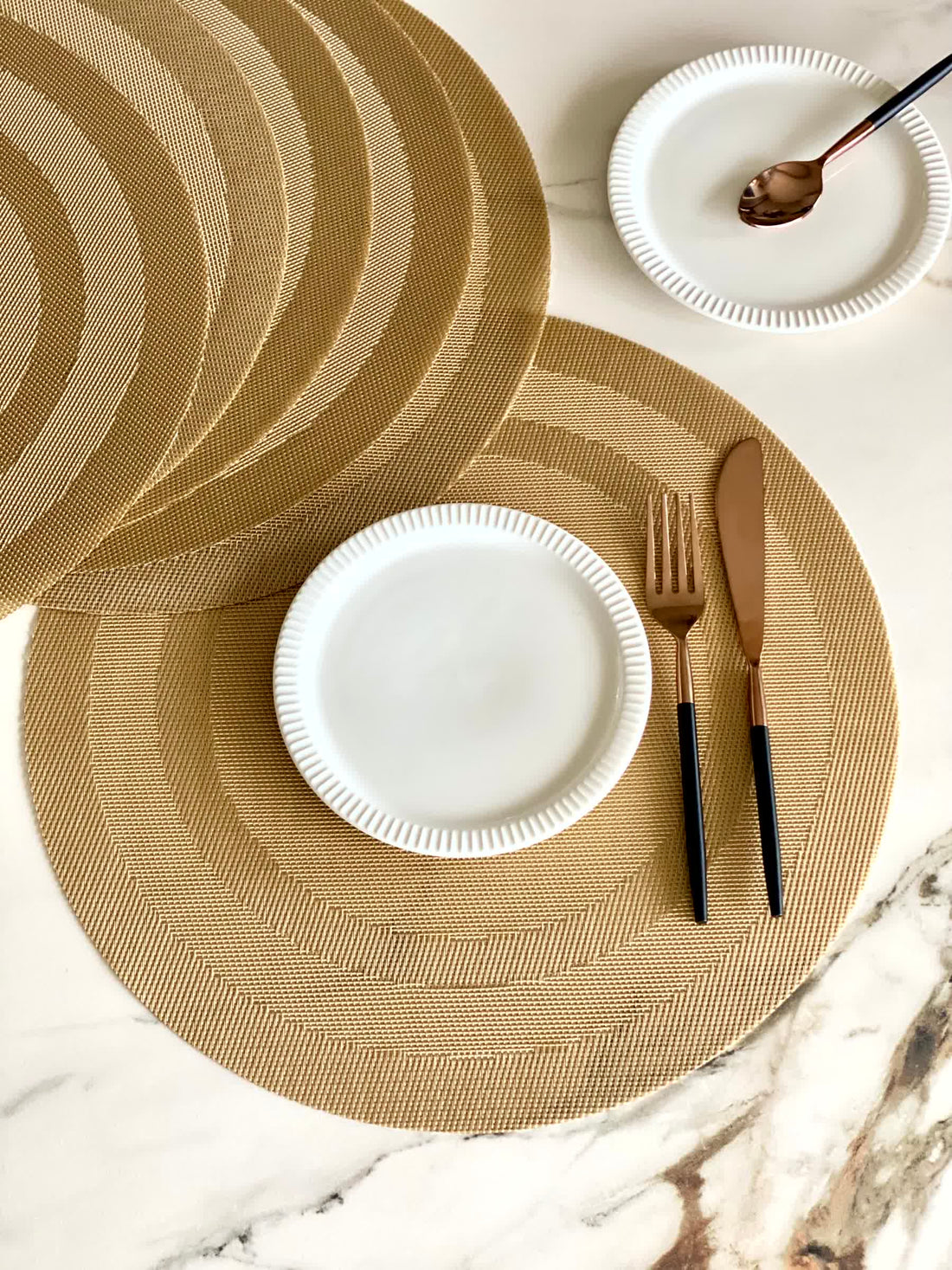 Textured Circular Table Mats - Gold (Set of 6)