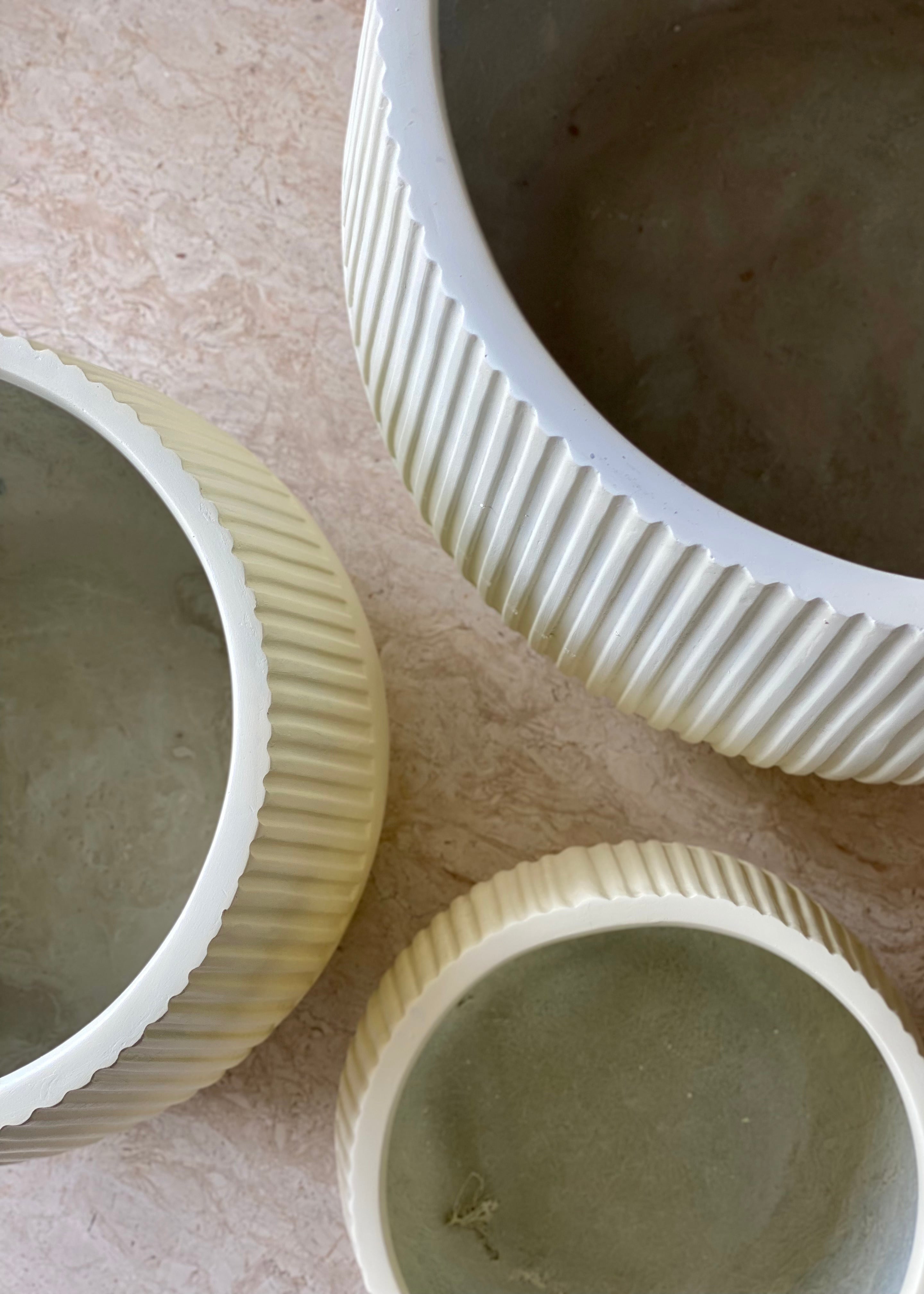 Cassan Planters Ivory
