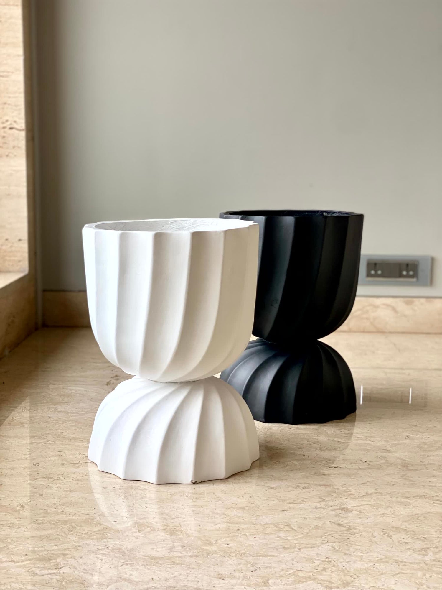 Venus Reversible Planter - White (Only For Mumbai)