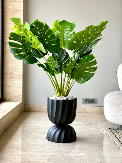 Venus Reversible Planter - Black (Only For Mumbai)