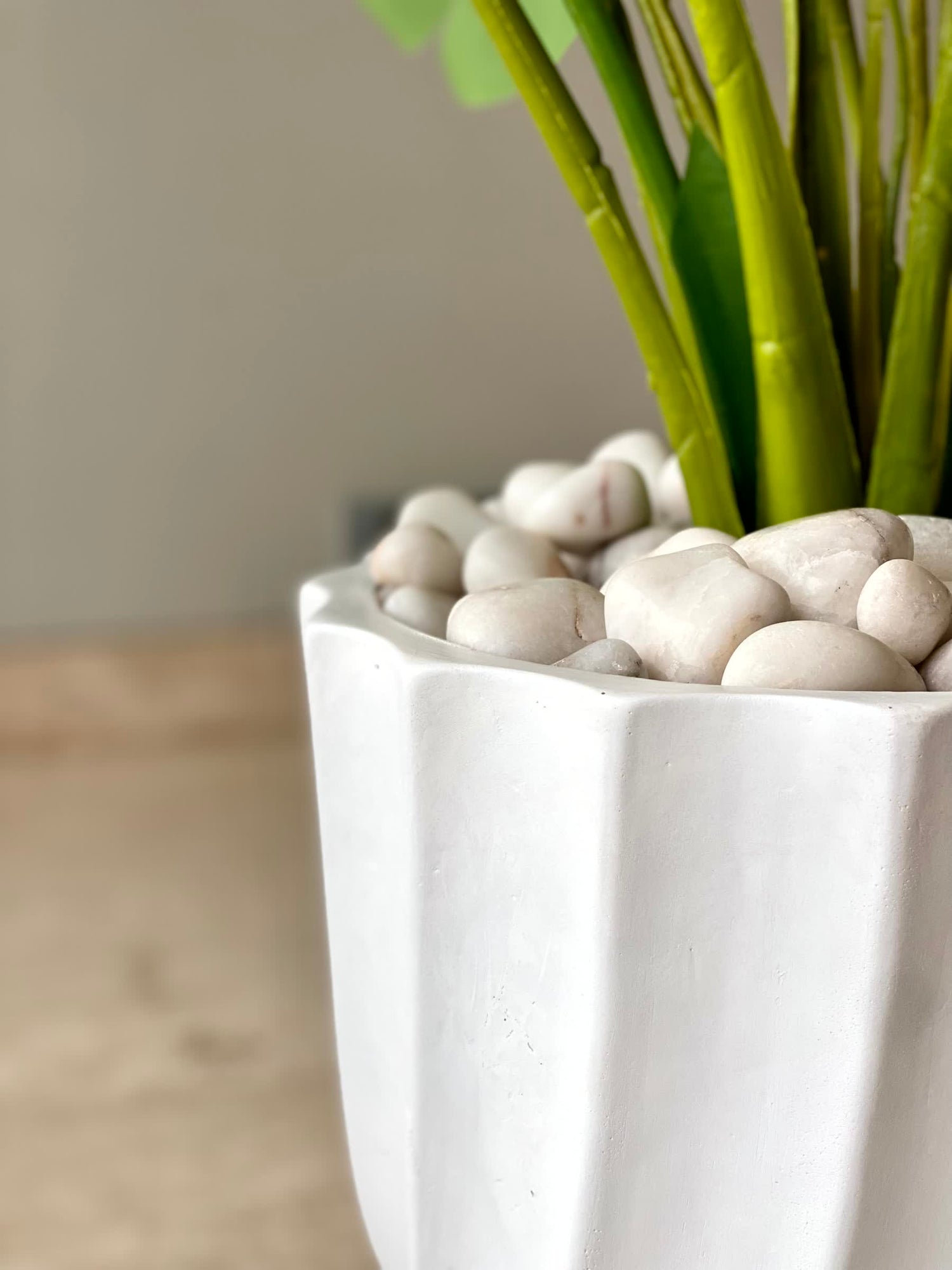 Venus Reversible Planter - White (Only For Mumbai)