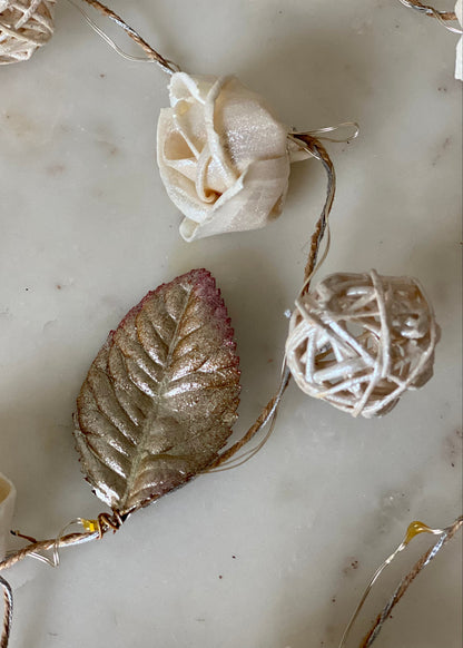Blossom Garland - Beige