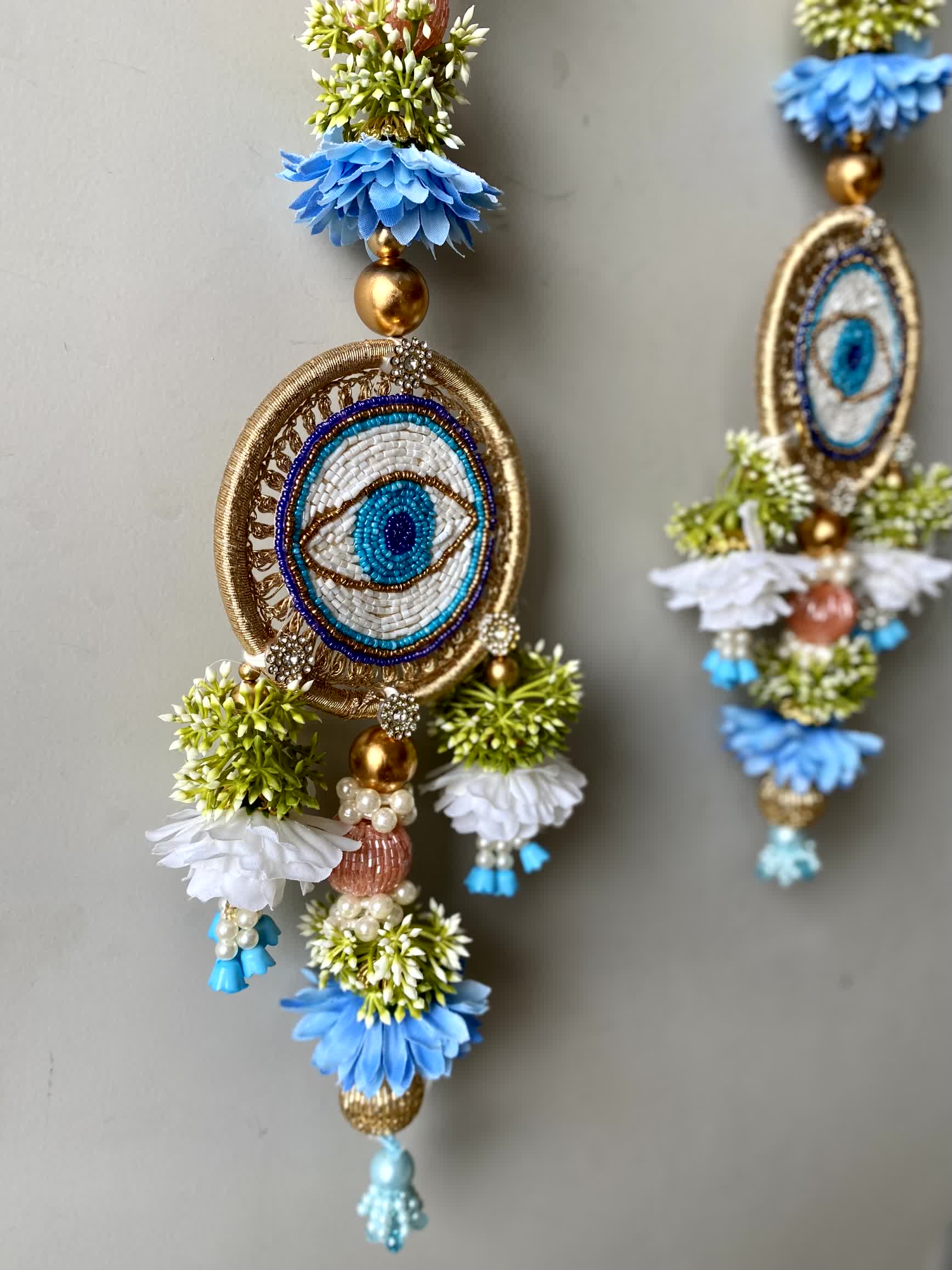 Aura Festive Latkan - Set of 2