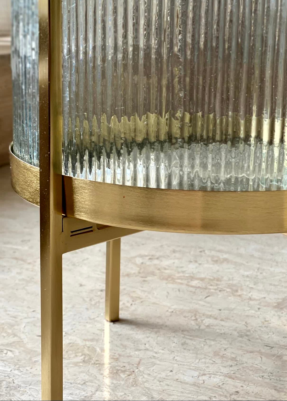Fluted Glass Bowl Stand - Small