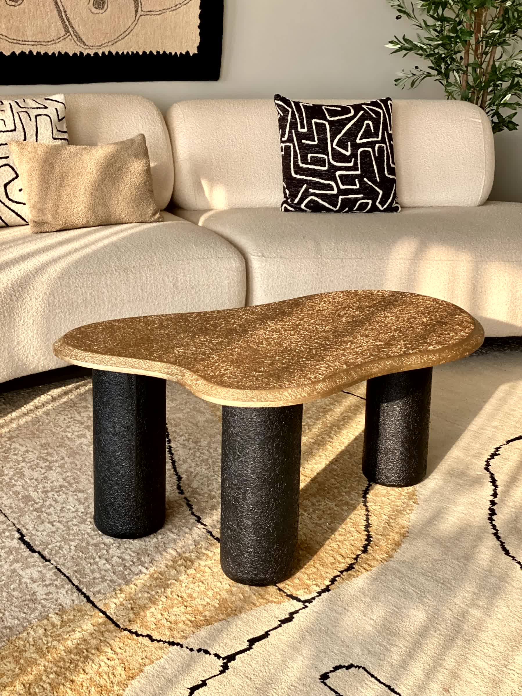 Manhattan Coffee Table - Gold