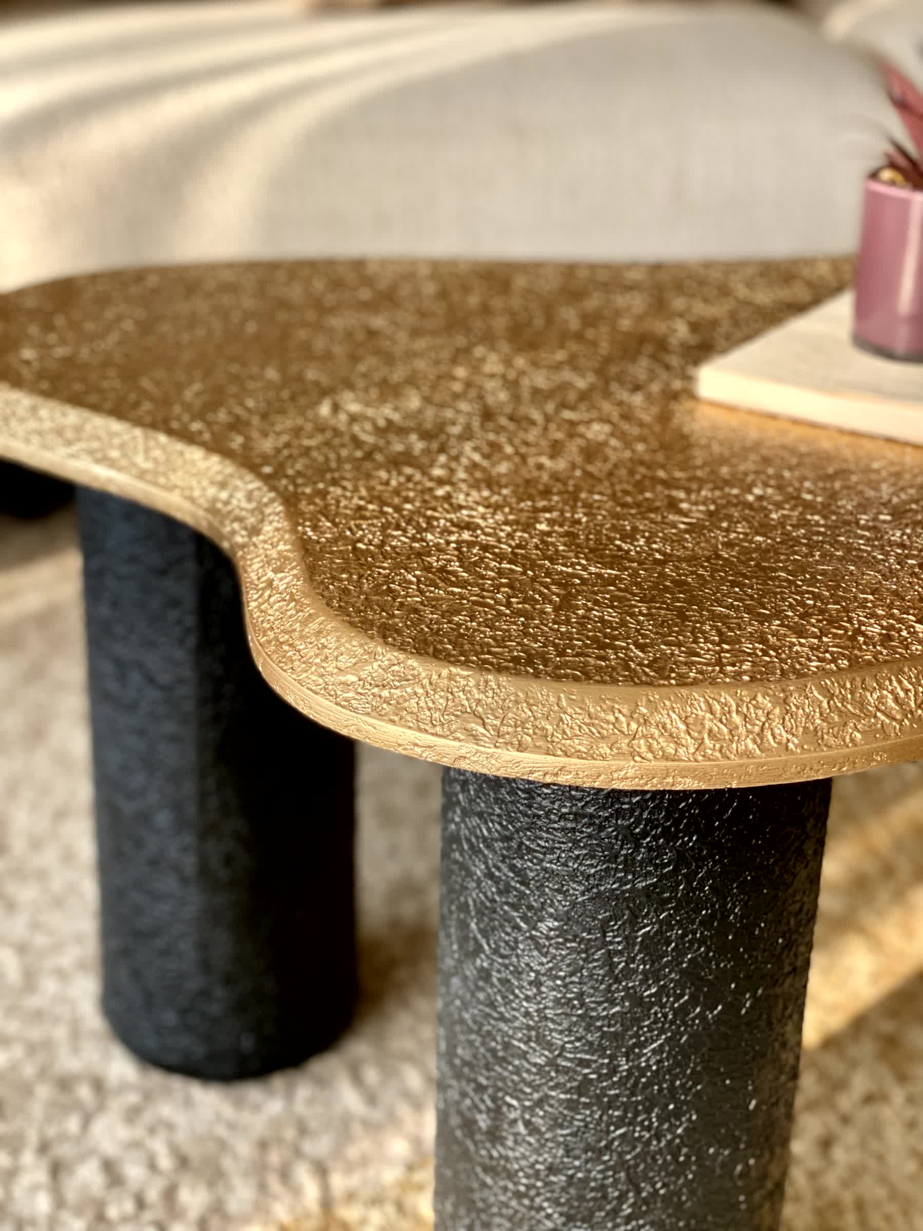 Manhattan Coffee Table - Gold