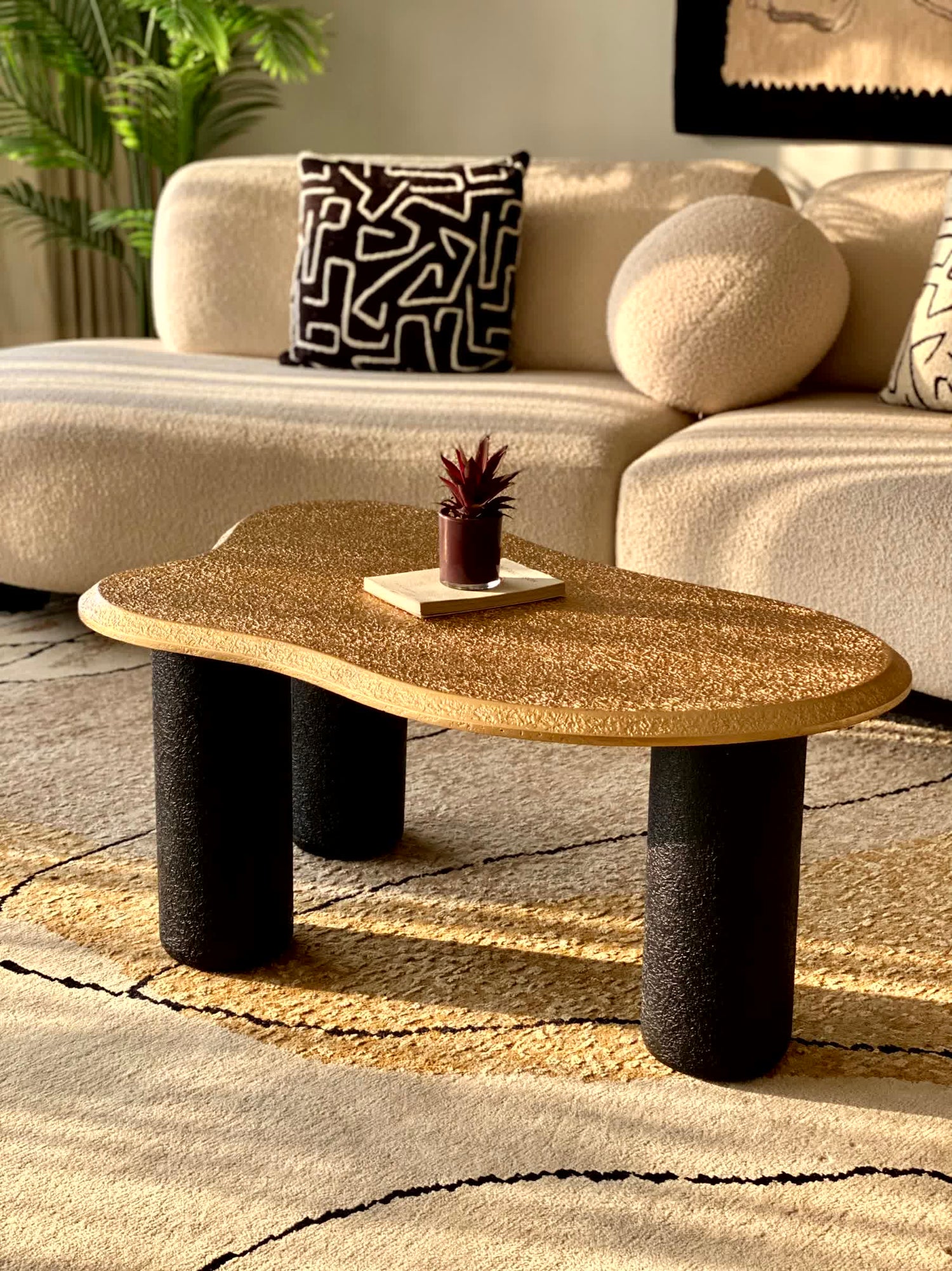 Manhattan Coffee Table - Gold