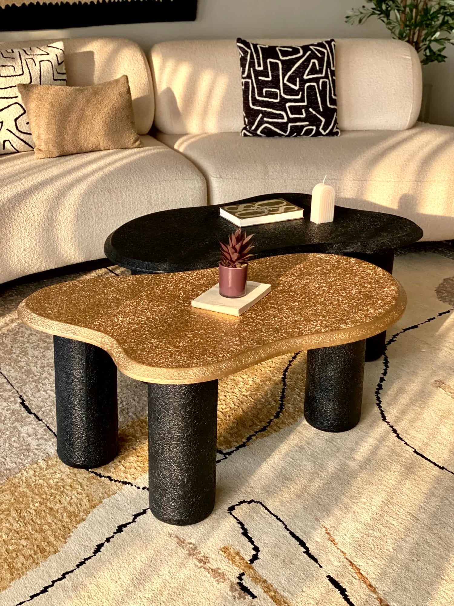 Manhattan Coffee Table - Gold