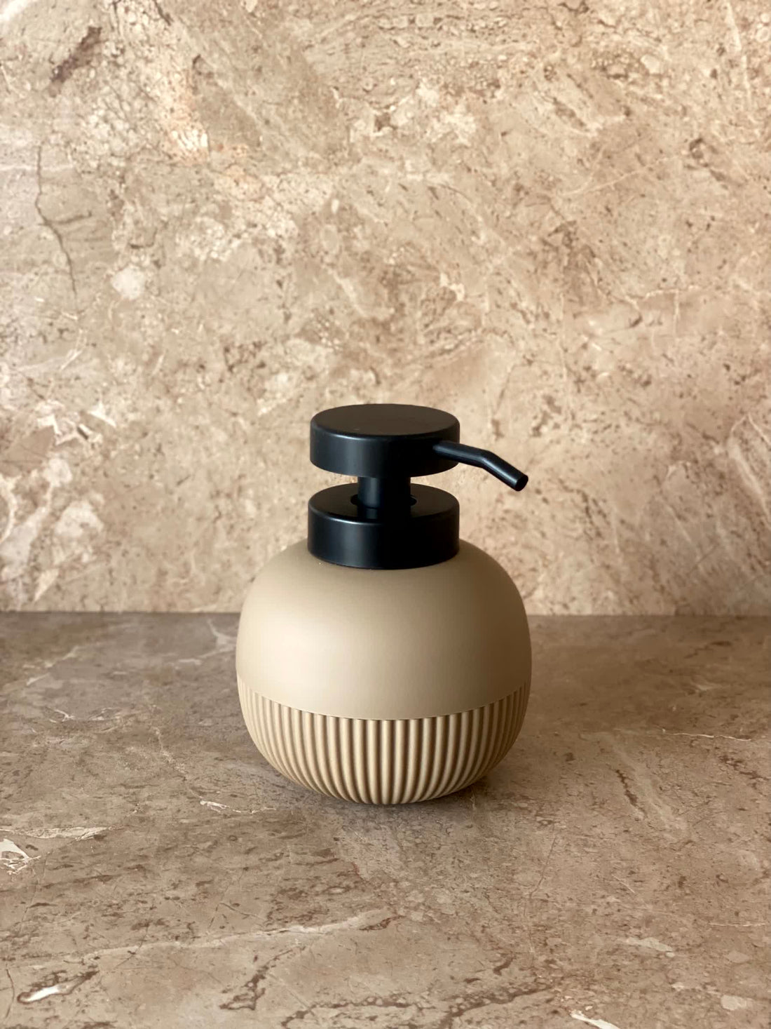 Chaton Round Bathroom Dispenser - Brown