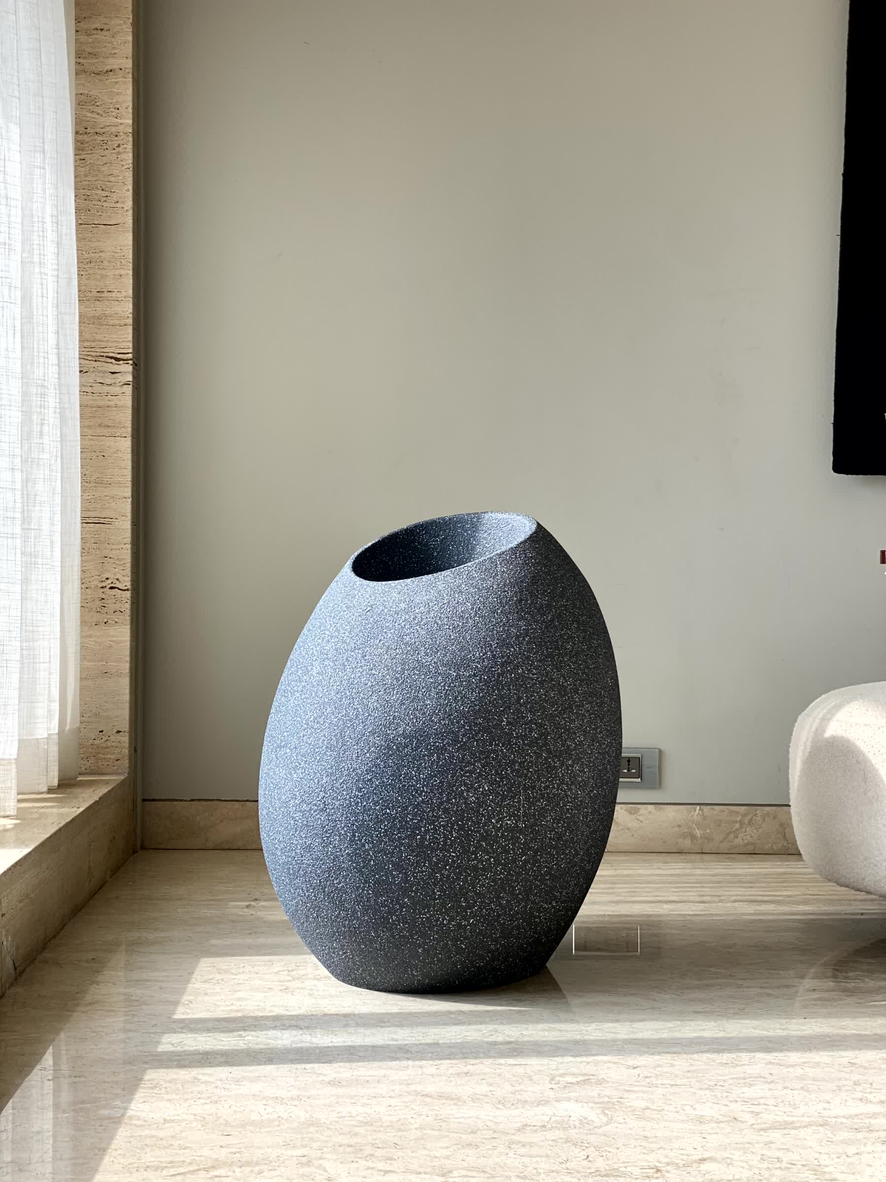 Acropolis Planter - Grey