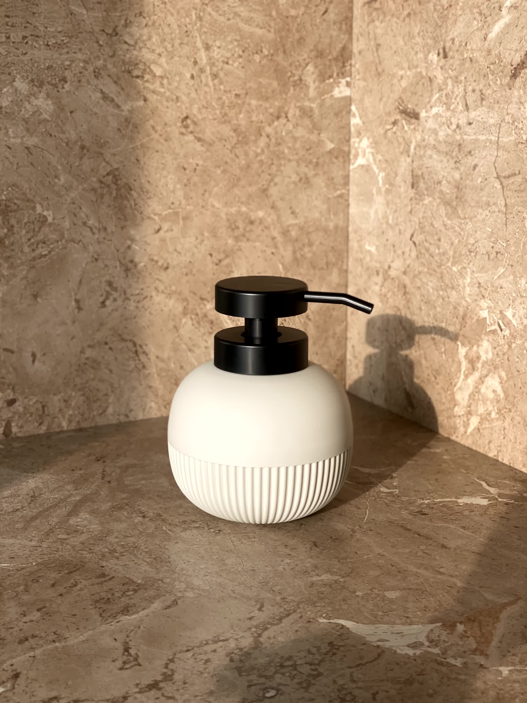 Chaton Round Bathroom Dispenser - Beige