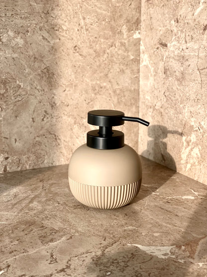 Chaton Round Bathroom Dispenser - Brown