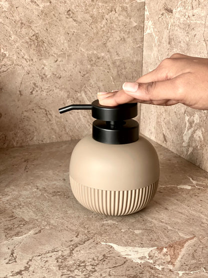 Chaton Round Bathroom Dispenser - Brown