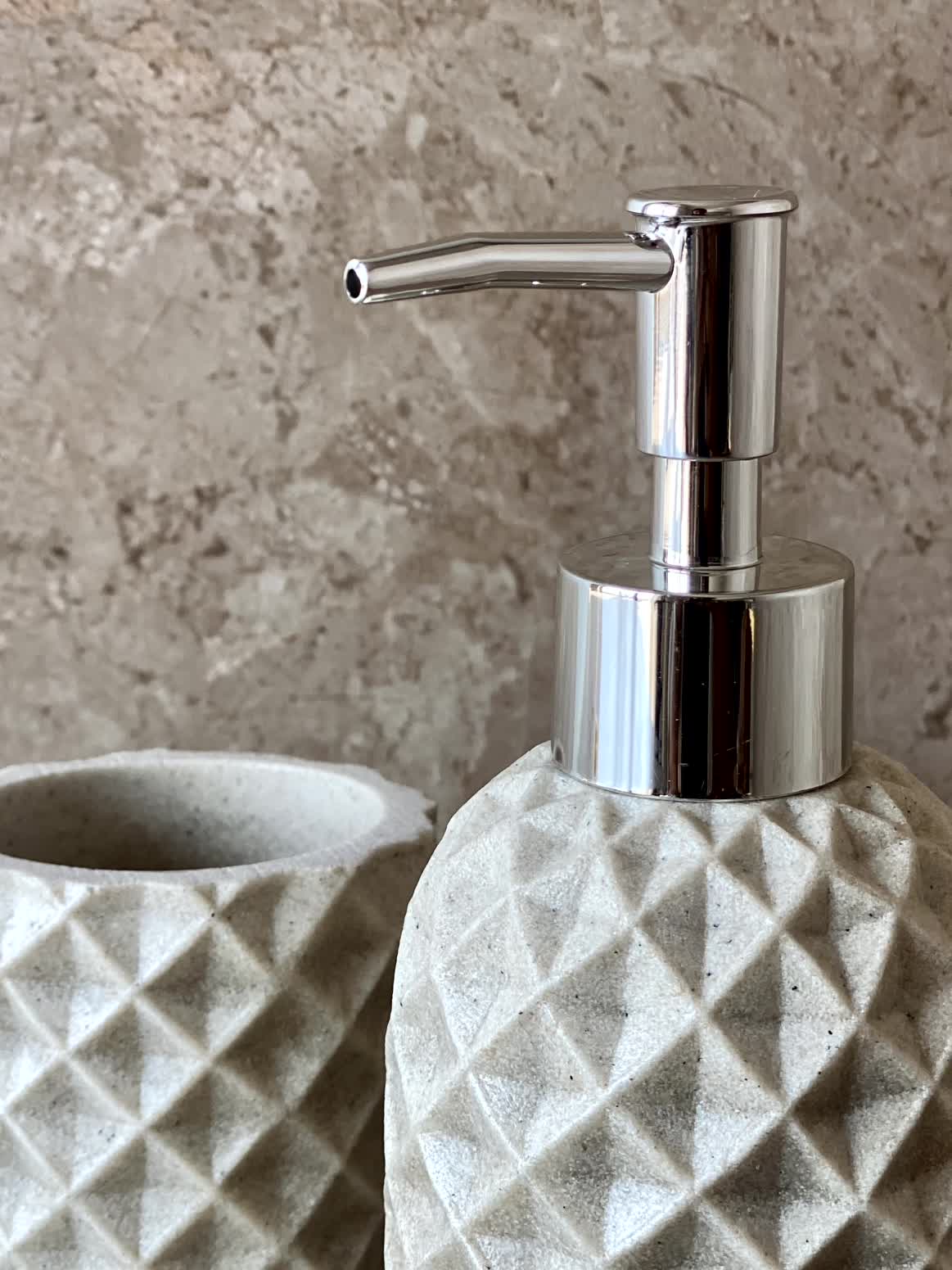 Diamond Weave Bath Set - Beige (Set of 2)