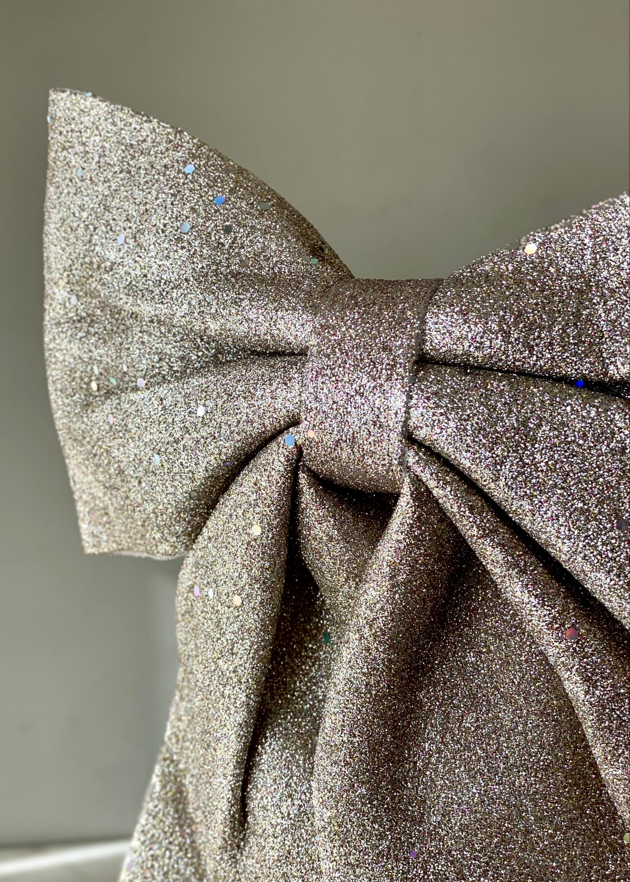 Champagne Sparkle Bow
