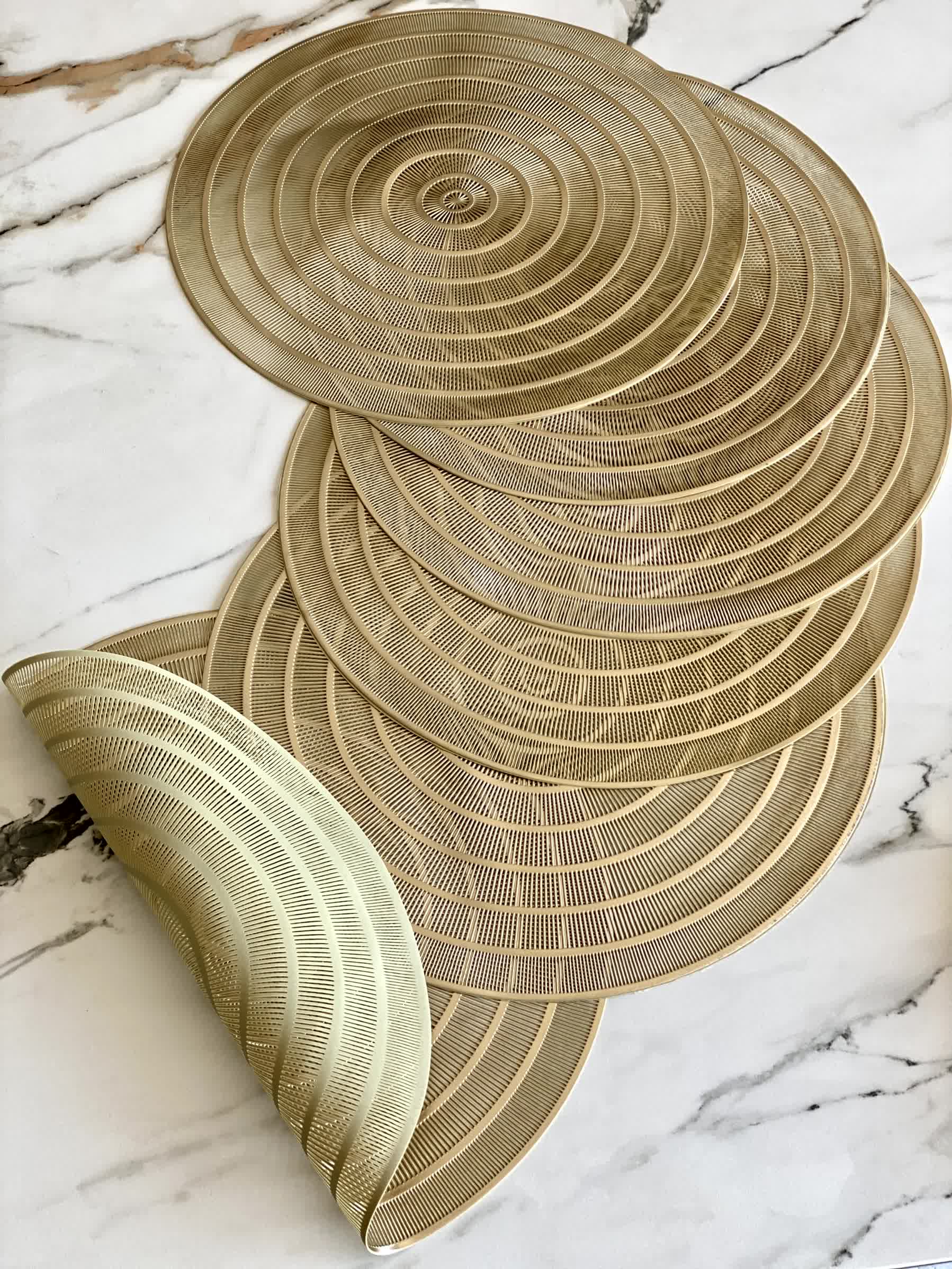 Swirling Table Mats - Gold (Set of 6)