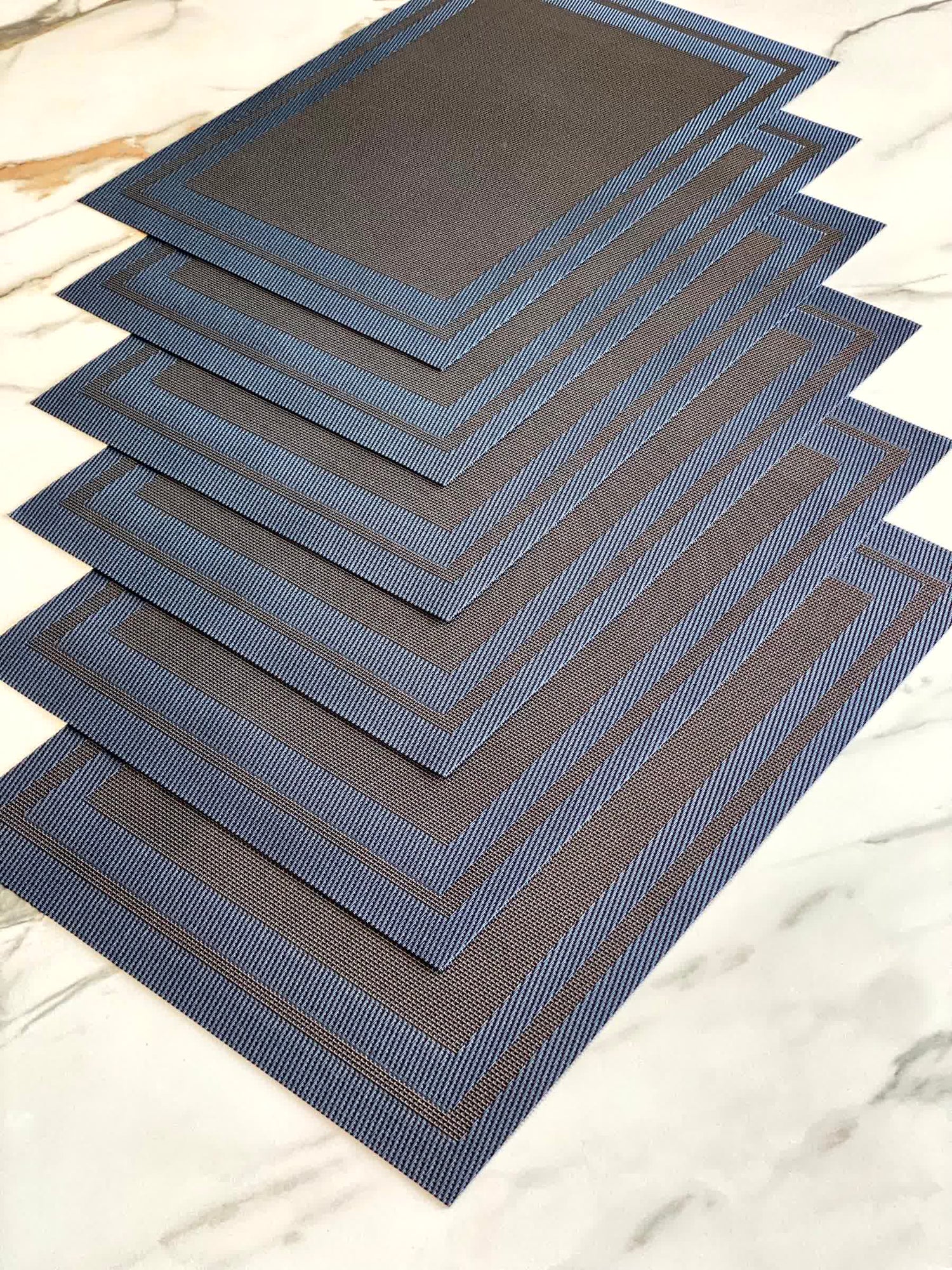 Classic Table Mats - Black (Set of 6)