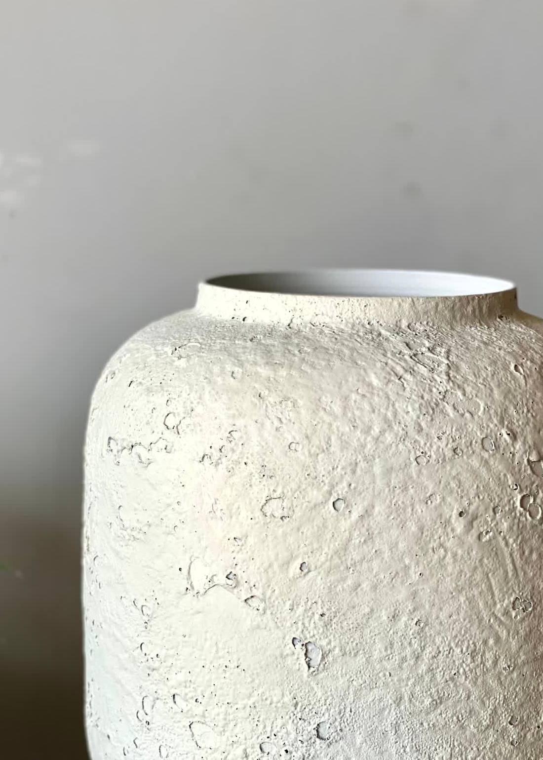 Rasa Vase - Ivory